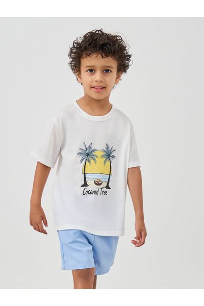 Styli Graphic Print Round Neck T-Shirt and Shorts Set