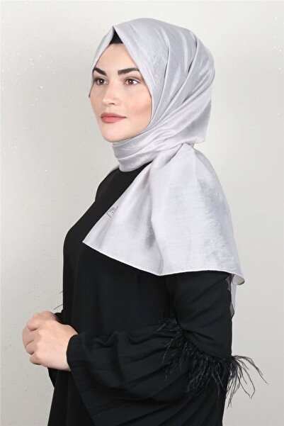 PİRAMİT شال ميلانو فضي فاتح