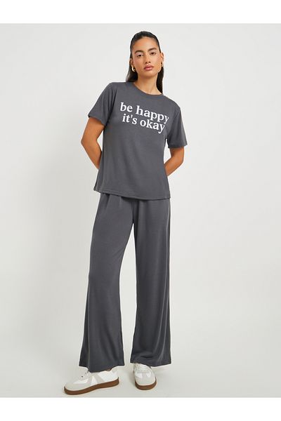 Styli Slogan Print Short Sleeve T-Shirt and Joggers Co-Ords