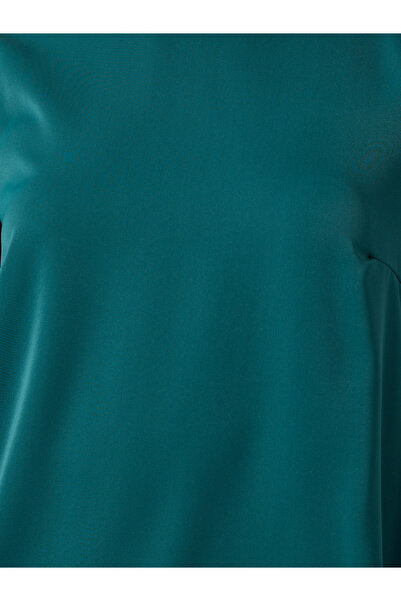 Styli Plain Volume Sleeves Top and Pleated Skirt Co-Ords