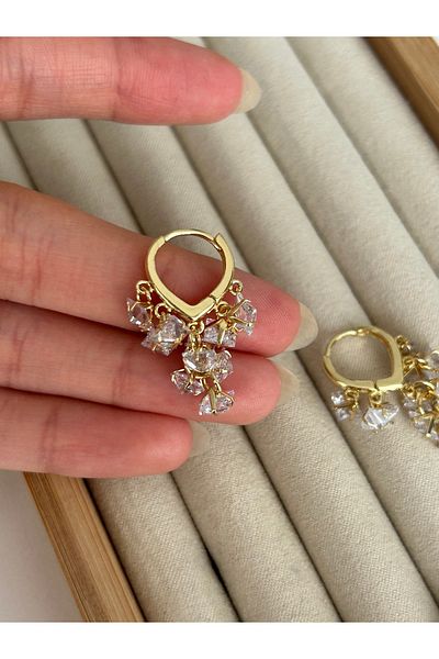 ringbox Gold Dangle Stone Shakira Earrings