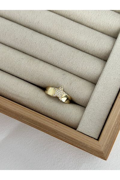 ringbox Gold Stone Star Pinky Ring