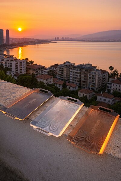 Metler Şeffaf Kristal Görünümlü Kahve Yanı Sunumluk – 3'lü Zarif Lokumluk Tatlı Servis Tepsisi