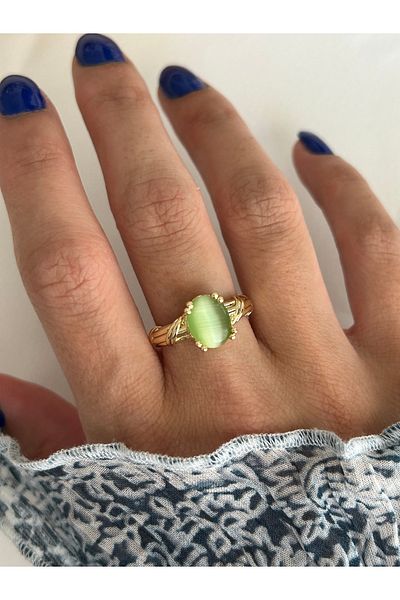 ringbox Green Ring with Cat's Eye Stone