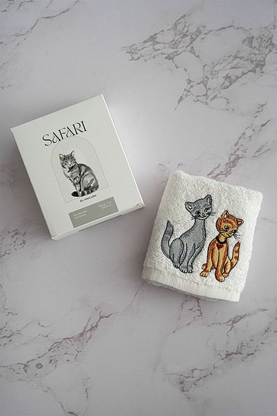 Nazik Home Safari Cat Embroidered Hand Towel (30 X 50 cm)