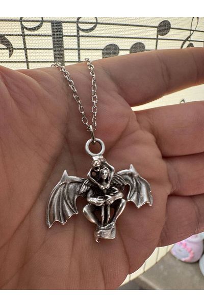 Herşey Nota Angel Bat Unisex Necklace – the Charming Meeting of Darkness and Light