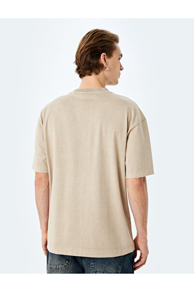 Koton Yıkamalı Bisiklet Yaka Pamuklu Kısa Kollu Gotik Baskılı Oversize Tişört