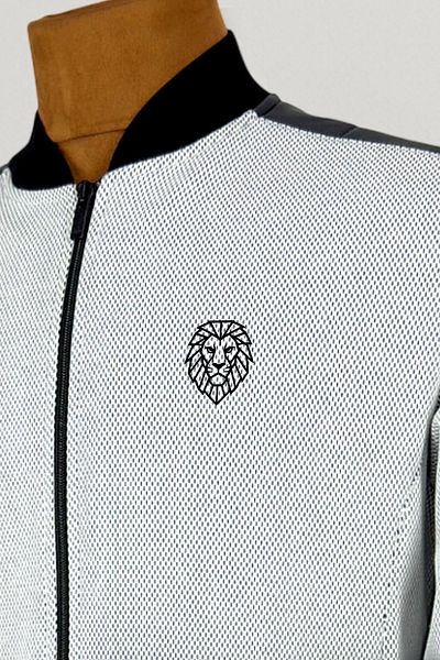 BESSA Men's Lion Printed White Tracksuit Set Breathable Summer Fabric Straight Leg with Zipper Pockets