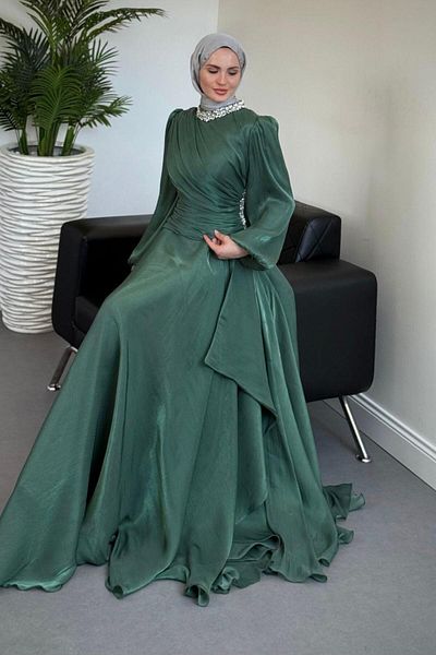 MERVEN AKYÜZ Kylea Side Stone Jan Jan Evening Dress Green