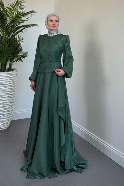 MERVEN AKYÜZ Kylea Side Stone Jan Jan Evening Dress Green