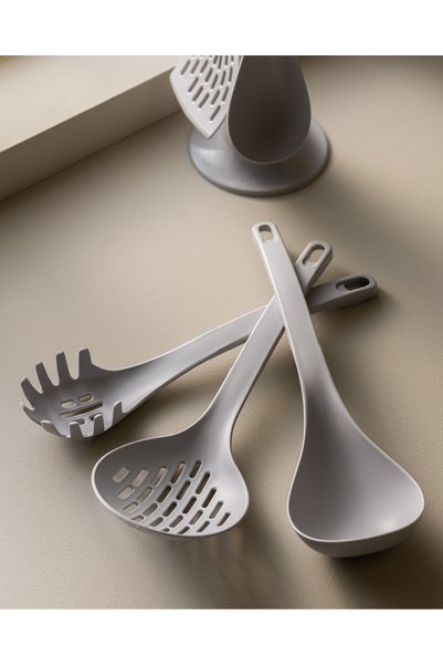 Madame Coco Alsace 5-Piece Serving Set with Stand - Soft Gray