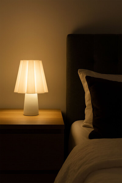 OVERMAX Beyaz Modern Tasarım Küçük Boy Abajur (23cm)