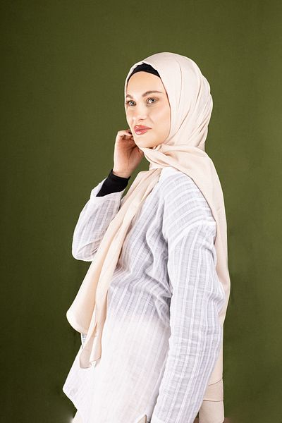 Akel Γυναικείο αντιολισθητικό σάλι Jacquard Aura - Μαλακό σάλι για καθημερινές και ειδικές περιστάσεις