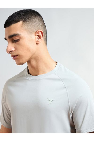 Technosport By Styli Solid Raglan Sleeves Round Neck T-Shirt
