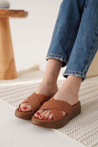 Zerenyus Fayn Premium Tan Braided Genuine Leather Slippers