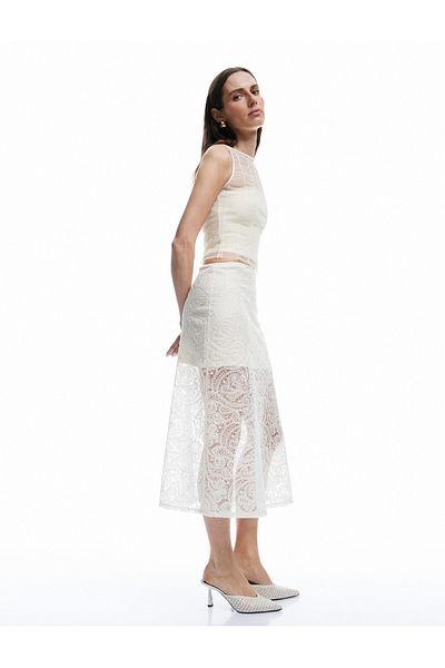 Koton X Melis Ağazat - Lacy Slim Fit Mini Lined Midi Length Tulle Skirt