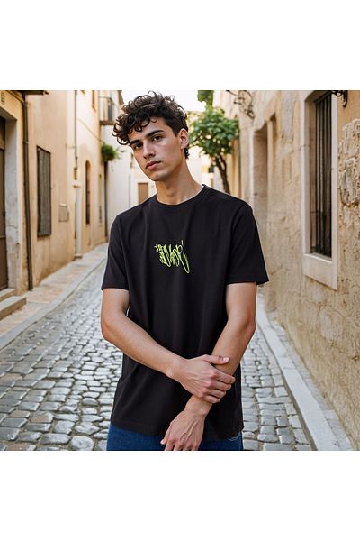 FAV Graffiti Print T-shirt with Crew Neck and Short Sleeves