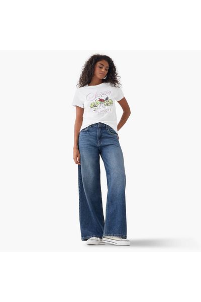 SP Characters Snoopy Print Crew Neck T-shirt