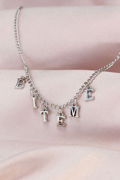 Clariss New Season Silver Color Dangle Women's Necklace with Ending Written