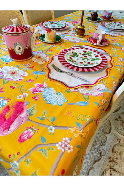Merve Kaymakcı Flower Pattern Mustard Table Cover