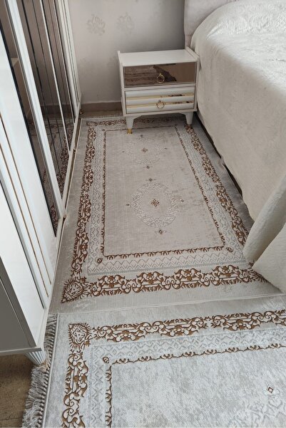 CENTER AVM Beyaz Gold Halı Makinede Yıkanabilir Kaymaz Taban Halı Yatak Odası Halısı