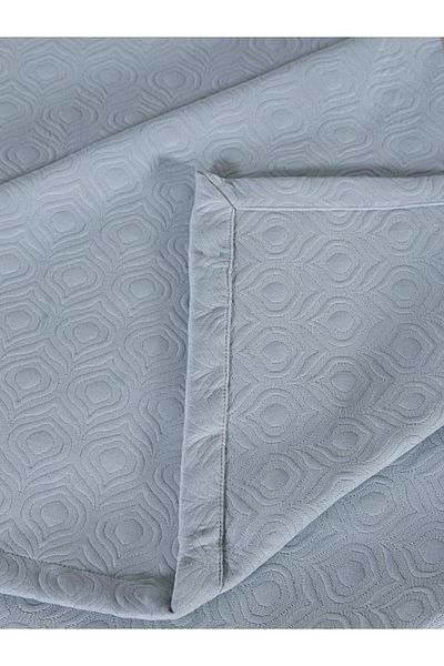 Karna Home Bedspread Marisa – Breathable, Lightweight and Stylish Design