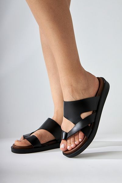 Limoya Candra Black Flip Flops Women's Slippers