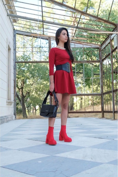 PayBuy Κομψό σχέδιο Μπότες πλατφόρμας με χοντρό τακούνι Κομψά και κομψά βραδινά παπούτσια