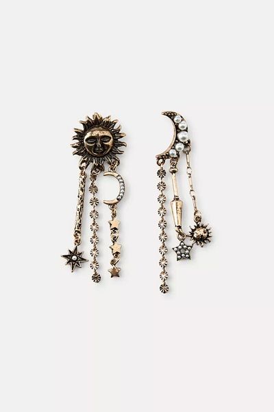 illys Zra Model Sun and Moon Dangle Earrings