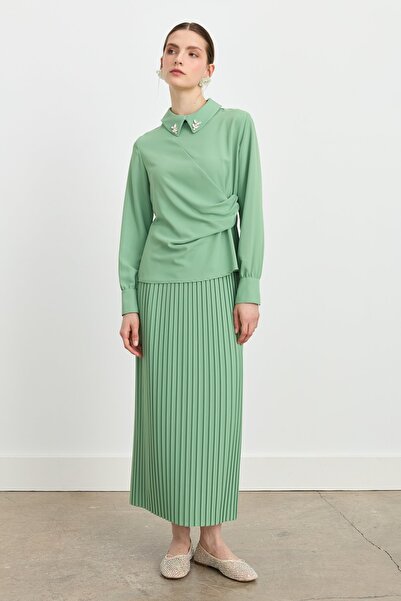 Nihan Aksesuar Detaylı Etek Bluz Takım Yeşil