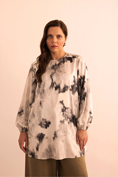 Aker Patterned Blouse