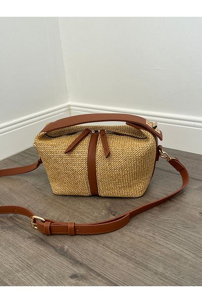 Lunova Taba Women's Straw Interlocking Sandal Hand and Shoulder Bag
