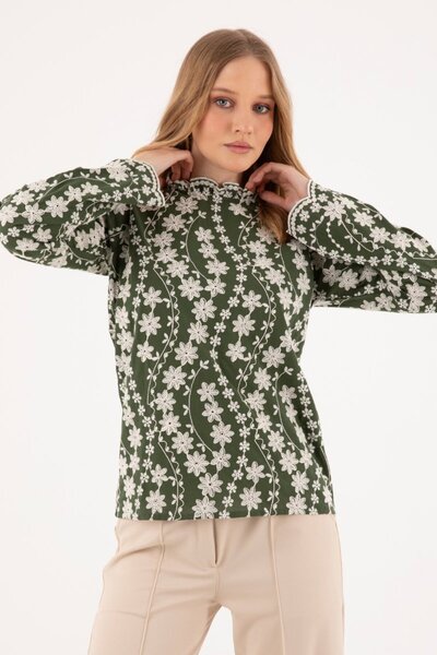 By Mare Style Garland-Laced Pure Cotton Khaki Blouse