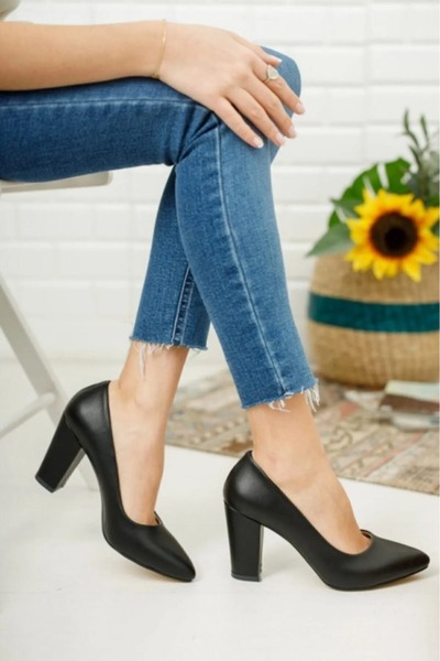 Henne klasické dámské boty na podpatku