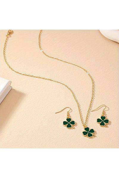 Ayzen 3 Piece Clover Jewelry Set