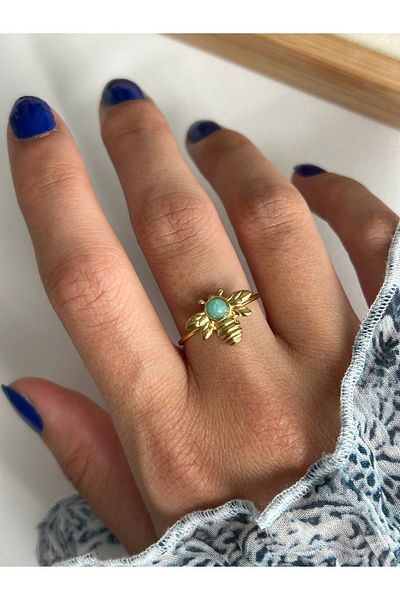 ringbox Steel Tarnish-Free Turquoise Stone Bee Ring