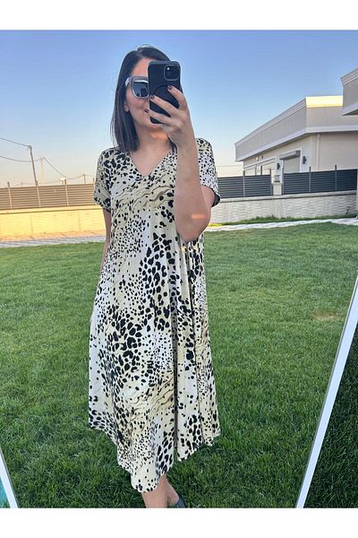 charamela Plus Size V-Neck Knitted Dress -Bge110