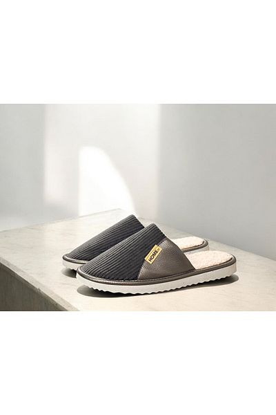 BYRAMSE Unisex Closed Front Slippers Soft Light Sole Winter House Slippers (Slim Fit)