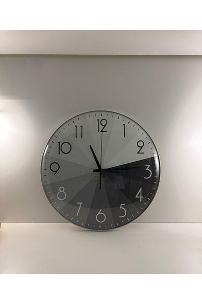 DEC14 Wall clock with a distinctive and modern design, diameter 40 cm.