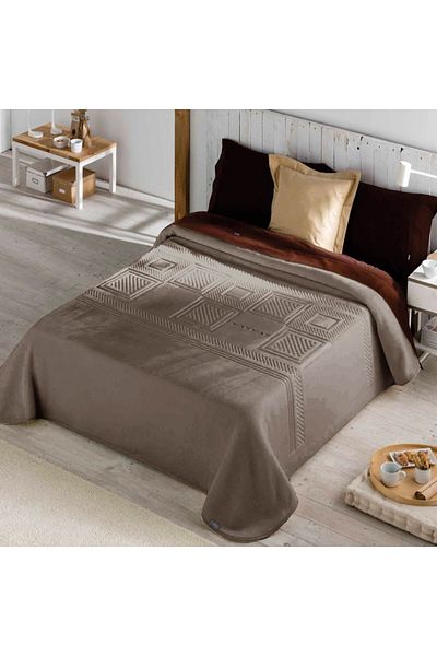 Naf Naf Naf Naf Spanish blanket, Ivy model, king size 220*240