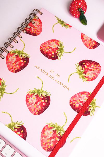 Matt Notebook 2025-2026 Ακαδημαϊκό Τετράγωνο Ατζέντα με σπιράλ - 17 μηνών Strawberry