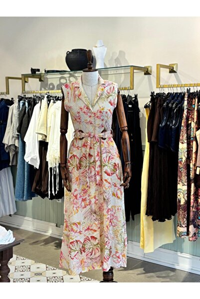 The Zest Boutique Çiçek Desenli Kemerli Elbise