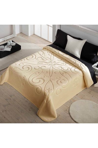 Naf Naf Naf Naf Spanish blanket, Anya model, king size 220*240