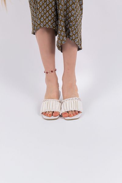lovitto Pearl Detailed Gathered Women's Slippers