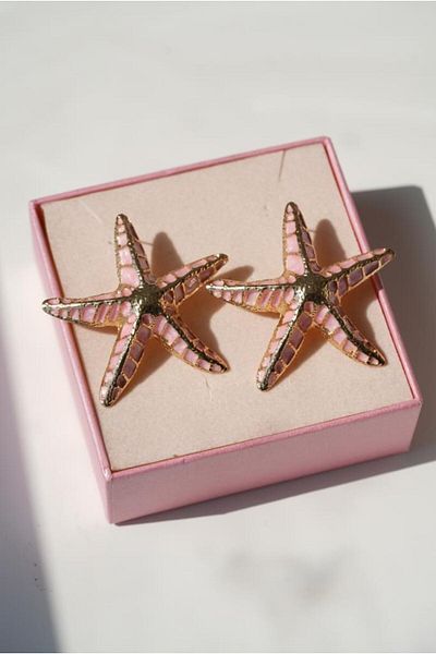 AŞIK ACCESSORIES Pink Starfish Earrings