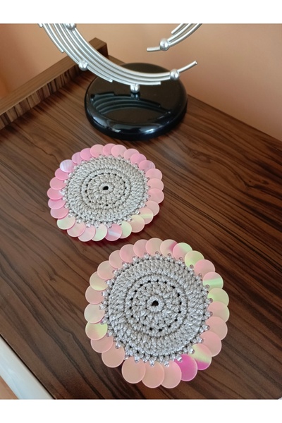 Münücük toys Makrome Pullu Kahve-içecek sunum Bardak altlığı...( Sedefli pembe pullu- açık gri zeminli 2'li)