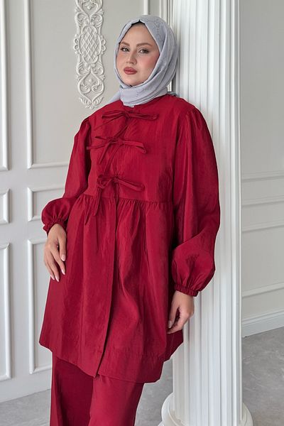 InStyle Knotted Shabby Red Suit