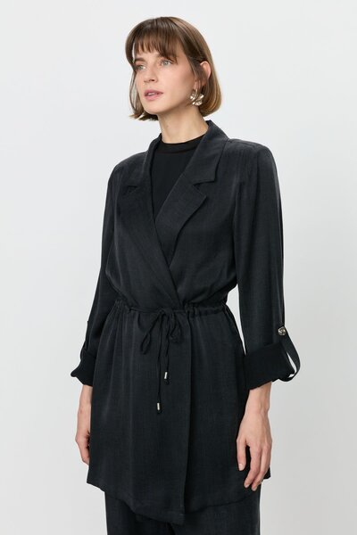 Nihan Kolu Katlanabilir Kruvaze Cupra Ceket Siyah