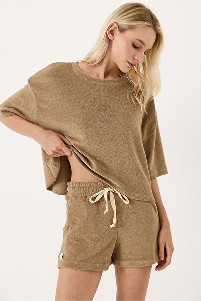 VAYU Naturel Detaylı Cepli Havlu Şort