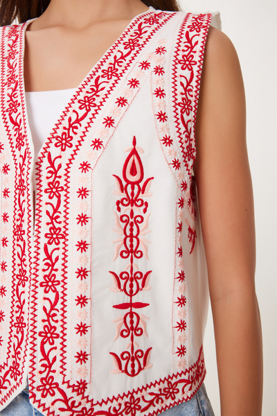 Lovelyİstanbul Embroidered Linen Vest Ecru Red Lqs0017